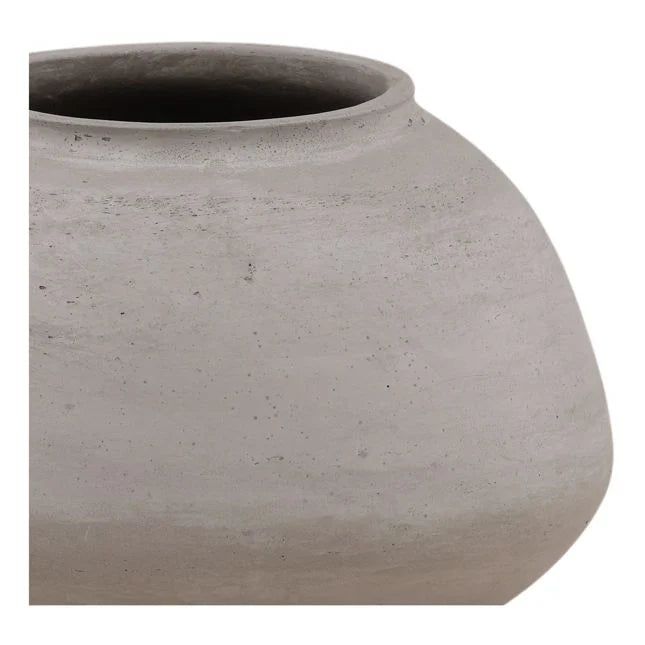 CEMENT VASE