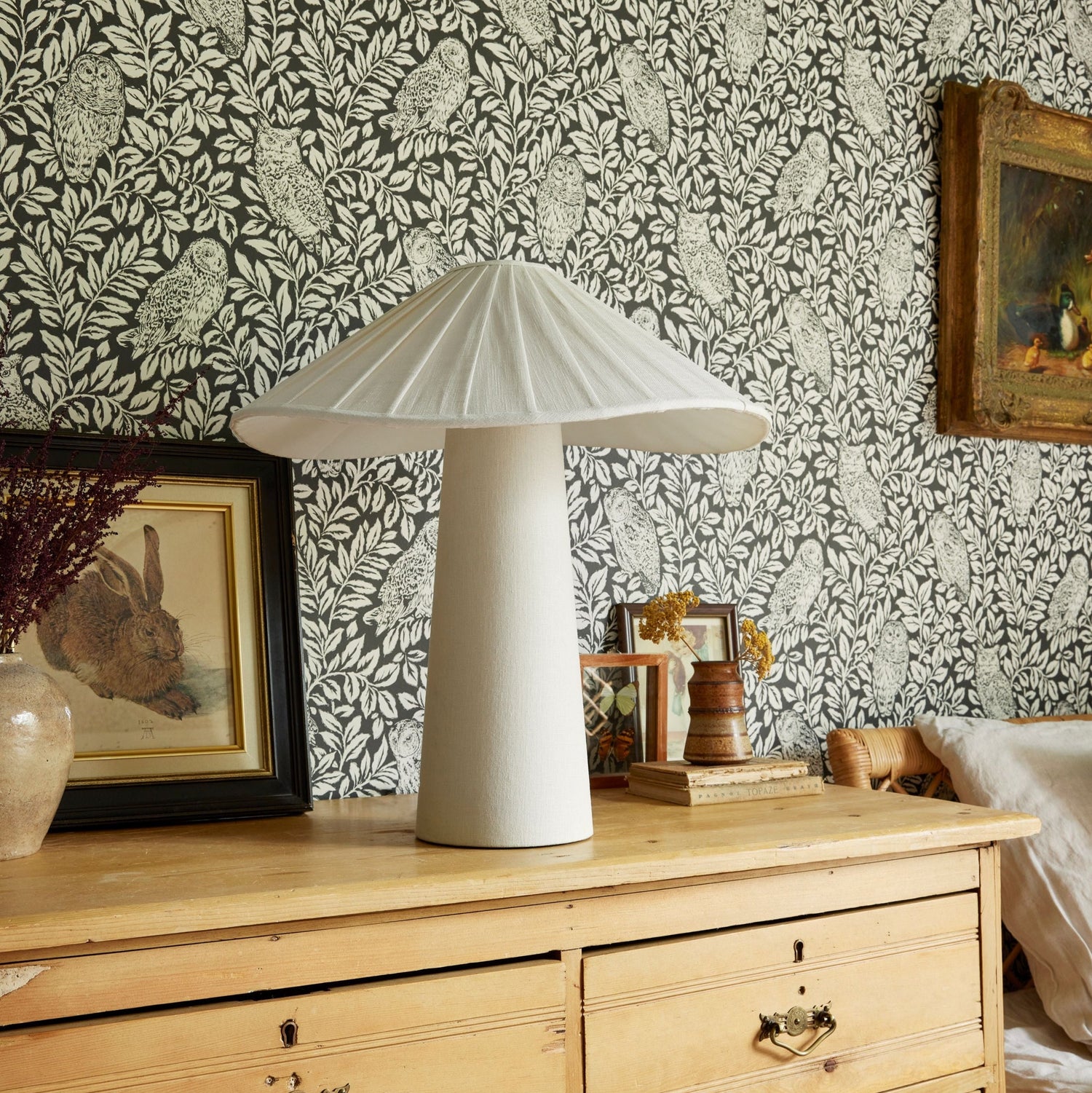 TABLE LAMPS