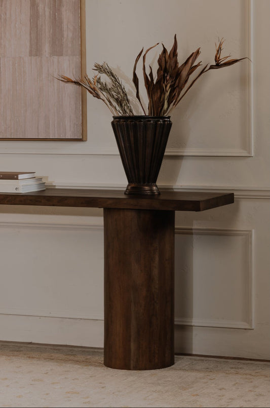 METAL VASE