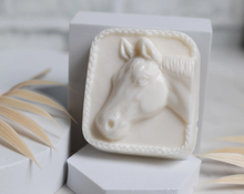 Load image into Gallery viewer, HORSE HEAD SOAP