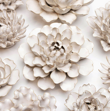 Load image into Gallery viewer, IVORY FLOWER